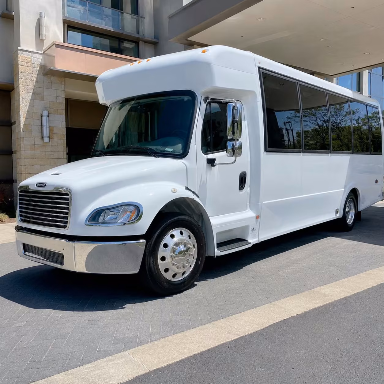 15 passenger minibus