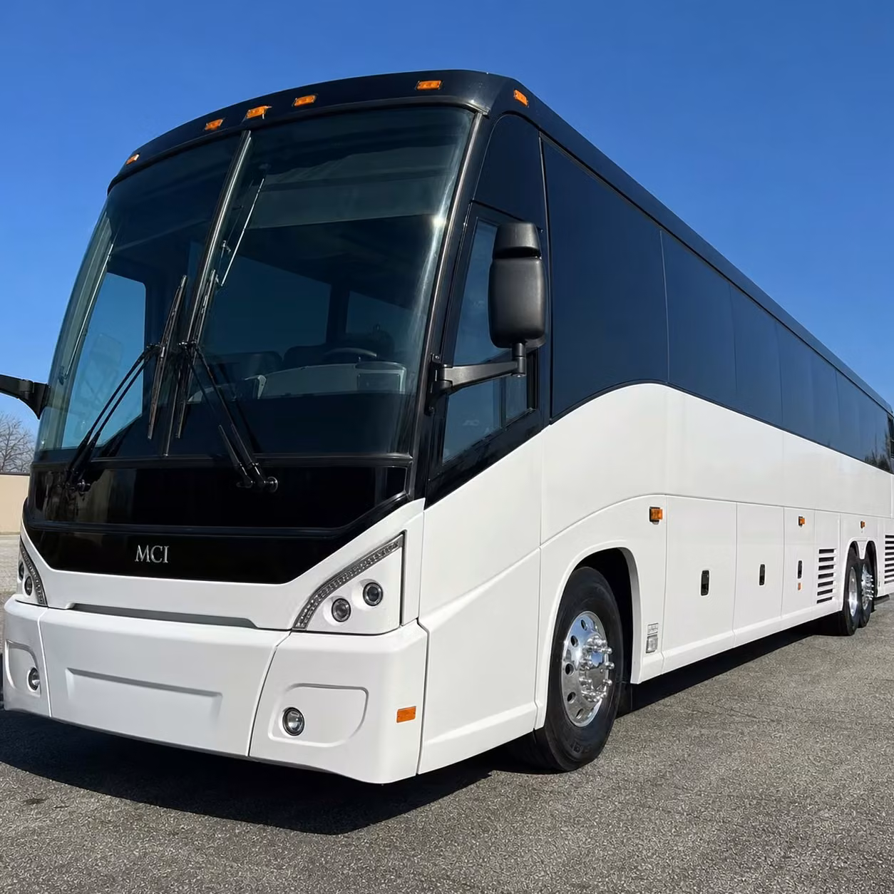 bus rental options for alameda trips