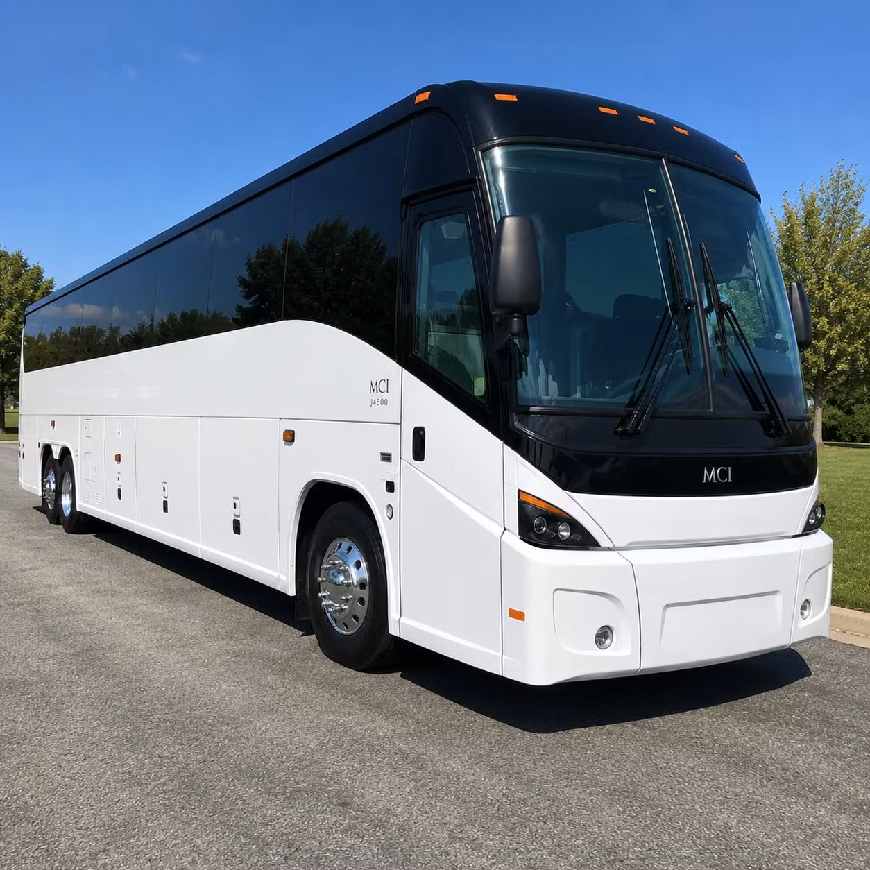 compare sfo airport shuttle buses for alameda groups heading across the bay
