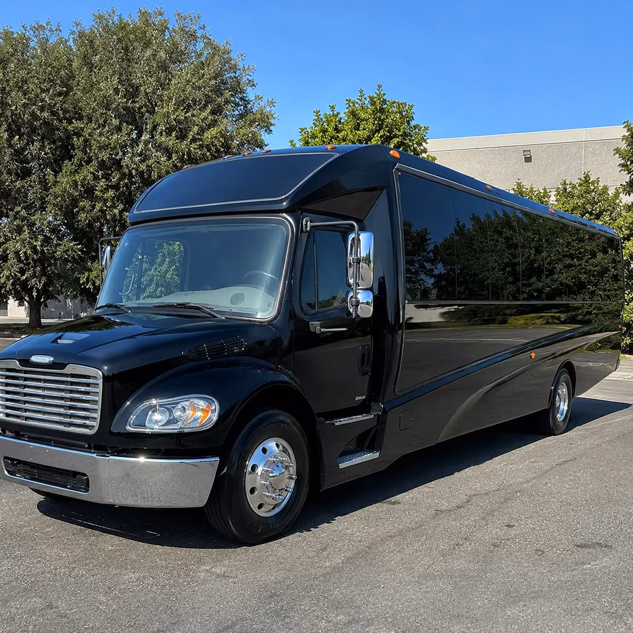 minibus and charter bus options for every concert crowd size in alameda